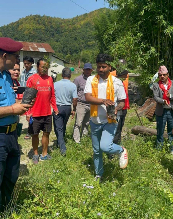 सङ्गम यूवा क्लवले गर्यो वृक्षारोपण
